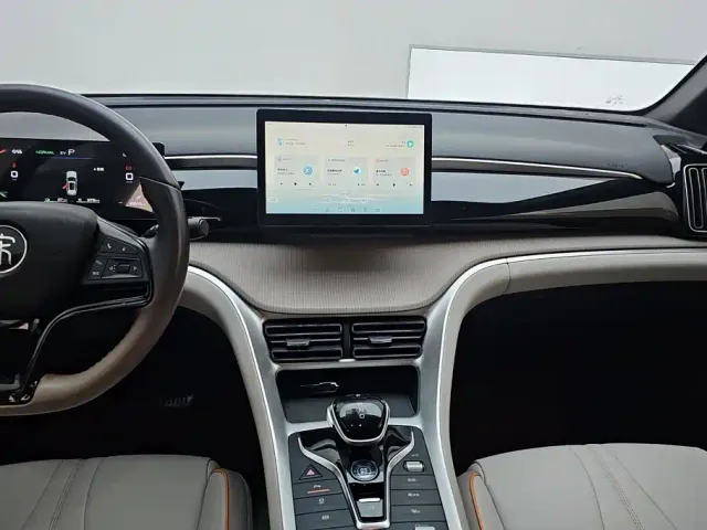 BYD Song Pro — Фото автомобиля 13