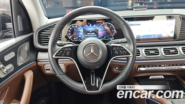 Mercedes-Benz GLE-Class — Фото автомобиля 19