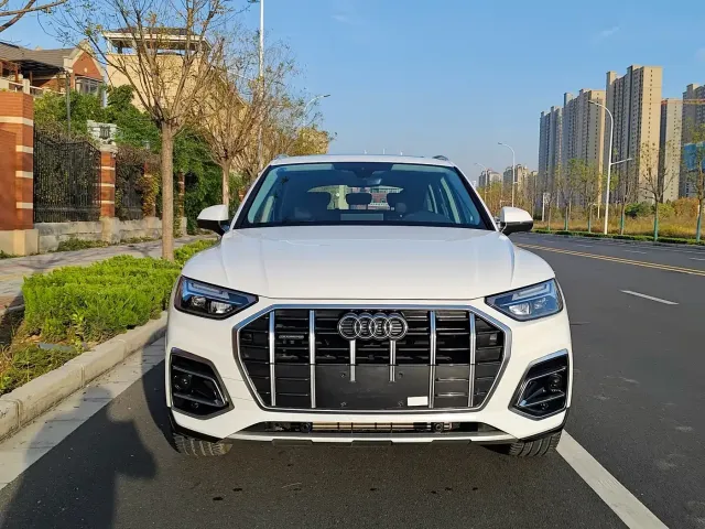 Audi Audi Q5L 2023 40T Fashion Elegance — Фото автомобиля 16