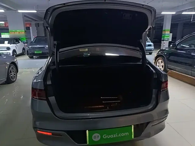 BYD Qin PLUS — Фото автомобиля 18