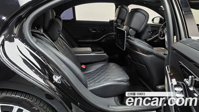 Mercedes-Benz S-Class — Фото автомобиля 11