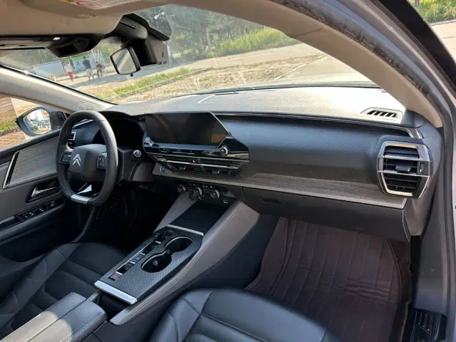 Citroen C5 X — Фото автомобиля 17