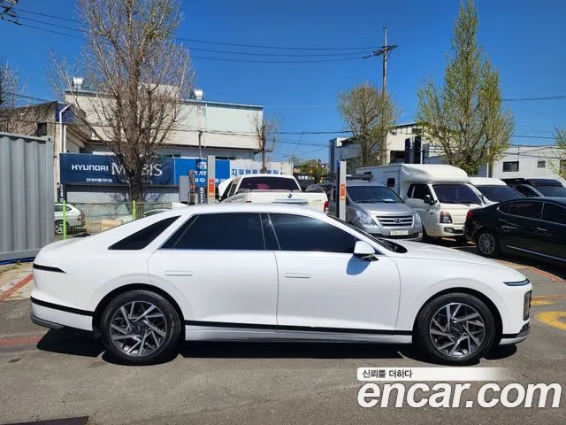 Hyundai Grandeur Grandeur (GN7) — Фото автомобиля 3