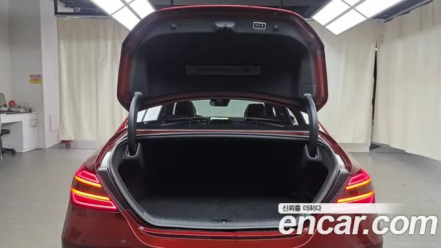 Genesis G70 Новый G70 Бензин 3.3T 4WD — Фото автомобиля 15