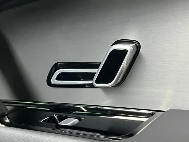 Land Rover Range Rover Sport — Фото автомобиля 26