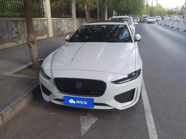 Jaguar XEL — Фото автомобиля 2
