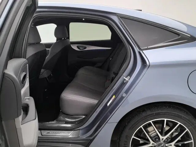 BYD Seal 07 DM-i — Фото автомобиля 15