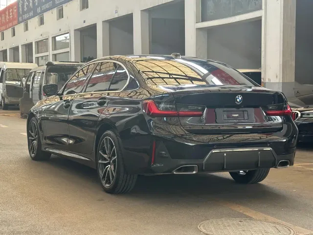 BMW 3 Series — Фото автомобиля 11