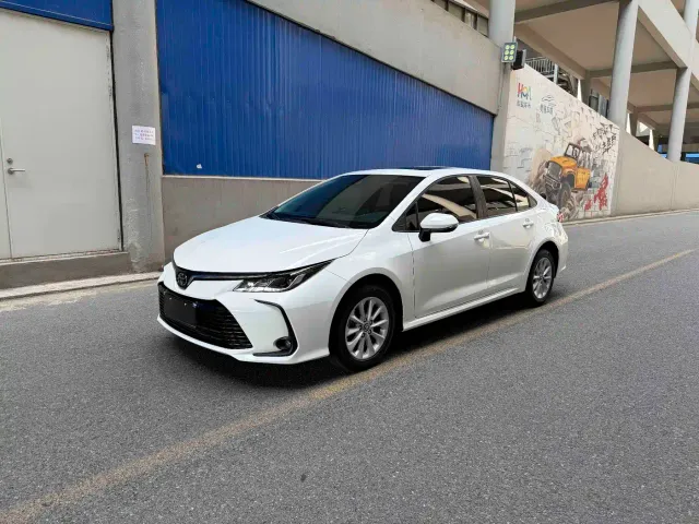 Фотография автомобиля — Toyota Corolla