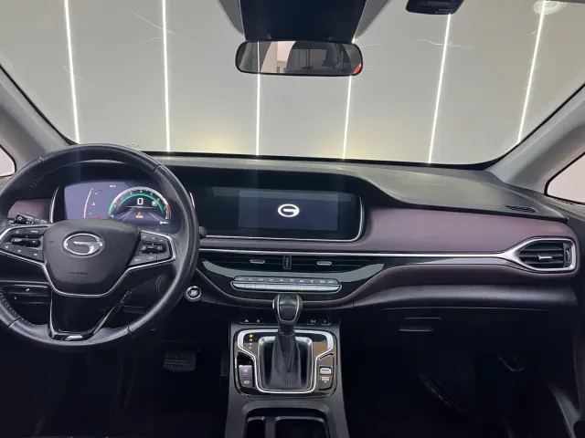 GAC Trumpchi M6 — Фото автомобиля 5
