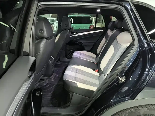 Volkswagen ID.4 Crozz — Фото автомобиля 16
