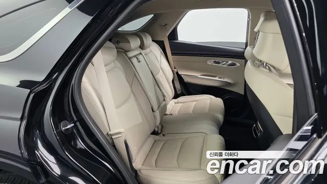 Genesis GV70 — Фото автомобиля 17