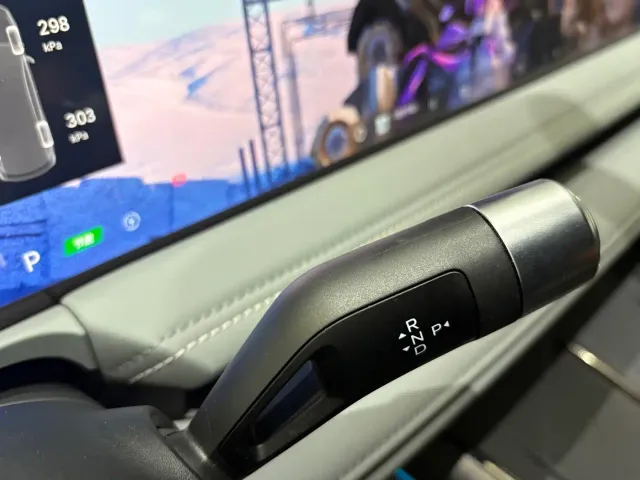 Geely Galaxy E8 — Фото автомобиля 12