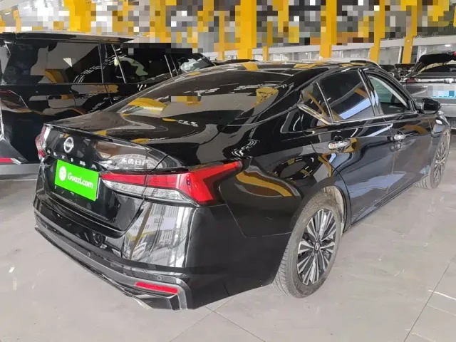 Nissan Teana — Фото автомобиля 6