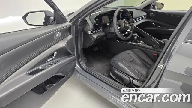 Hyundai Avante — Фото автомобиля 10