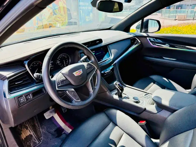 Cadillac XT5 — Фото автомобиля 9