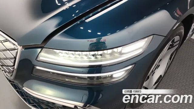 Genesis G80 Electrified G80 (RG3) — Фото автомобиля 20
