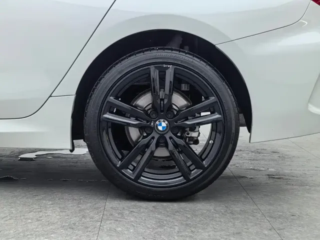 BMW 1 Series — Фото автомобиля 12