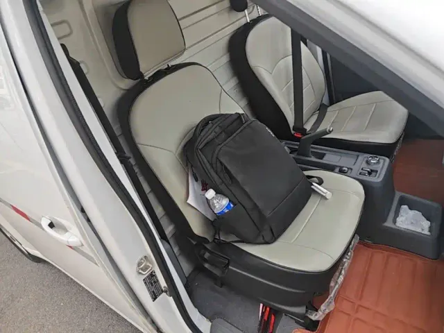 Wuling Yangguang — Фото автомобиля 24