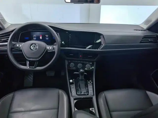 Volkswagen Sagitar — Фото автомобиля 12
