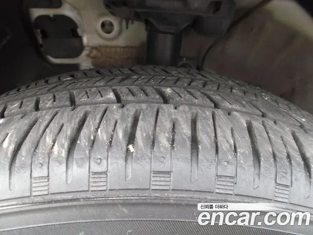 Hyundai Venue — Фото автомобиля 19