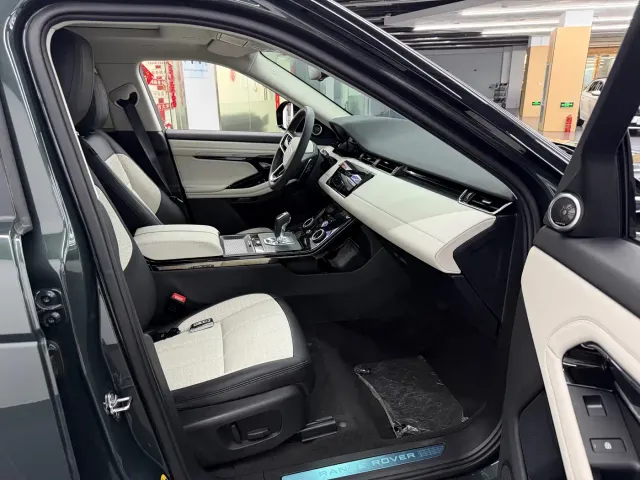 Land Rover Range Rover Evoque — Фото автомобиля 10
