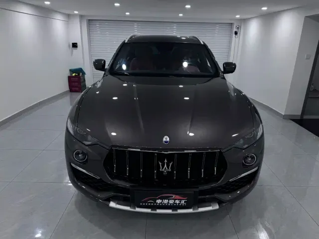 Maserati Levante — Фото автомобиля 2