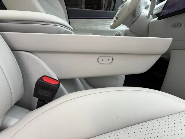 Exeed Exlantix ET 2024 Extended Range 240 Max AWD — Фото автомобиля 21