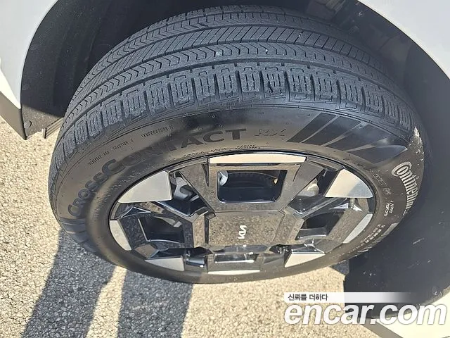 Kia Carnival 4th Gen — Фото автомобиля 5