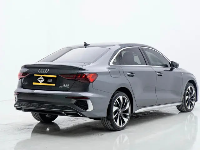 Audi A3 — Фото автомобиля 5