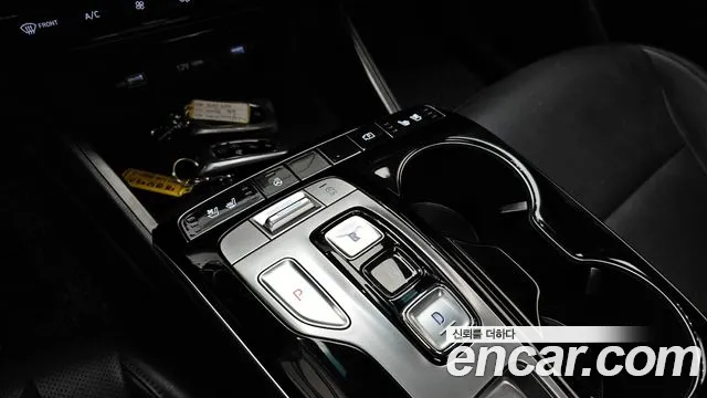 Hyundai Tucson Tucson (NX4) Дизель 2.0 2WD — Фото автомобиля 8