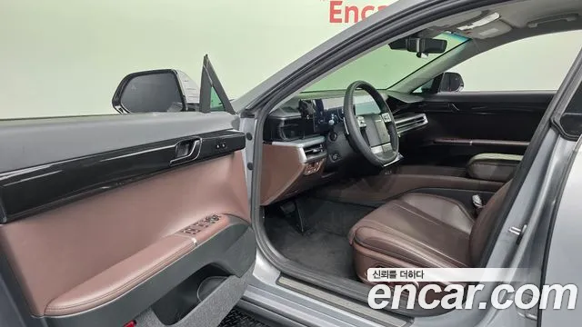Hyundai Grandeur GN7 — Фото автомобиля 15