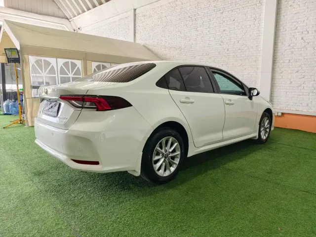 Toyota Corolla — Фото автомобиля 4