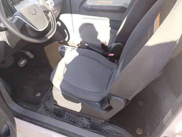 Wuling Hongguang Mini EV — Фото автомобиля 14