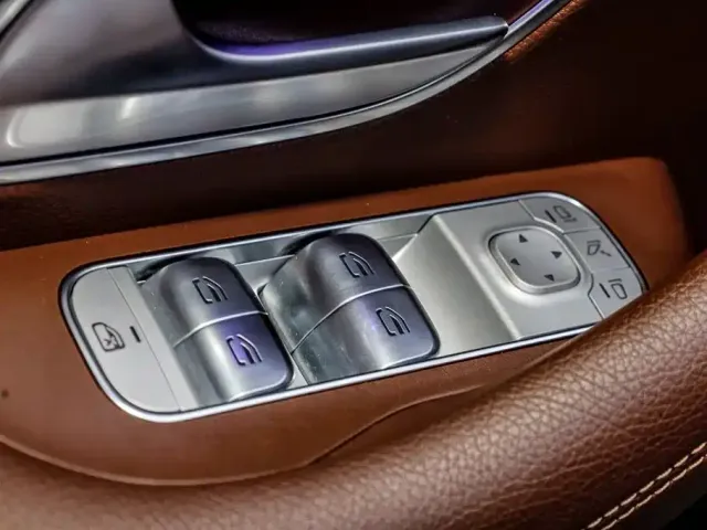 Mercedes-Benz GLE-Class — Фото автомобиля 12