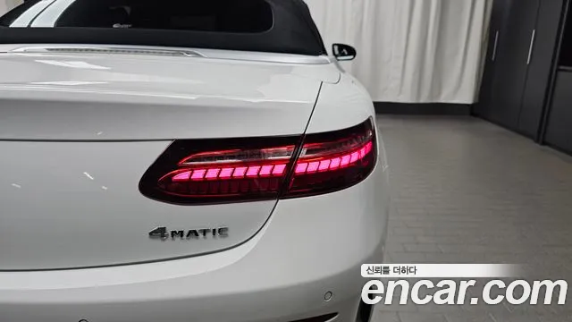 Mercedes-Benz E-Class — Фото автомобиля 23