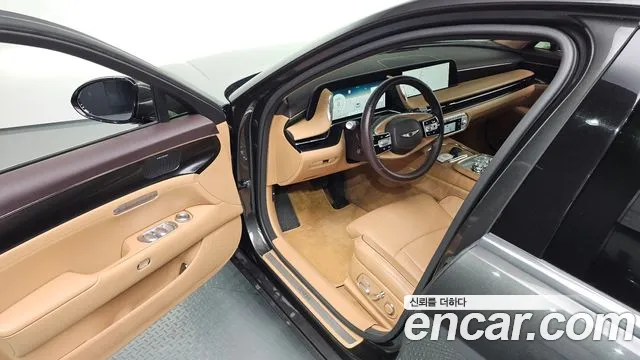 Genesis G90 Бензин 3.5 турбо AWD — Фото автомобиля 11