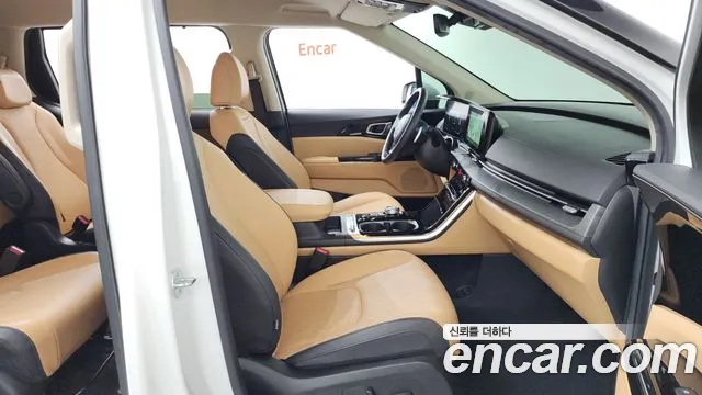 Kia Carnival Generation 4 — Фото автомобиля 16