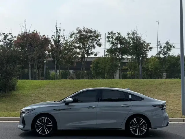 Chery Arrizo 8 — Фото автомобиля 3