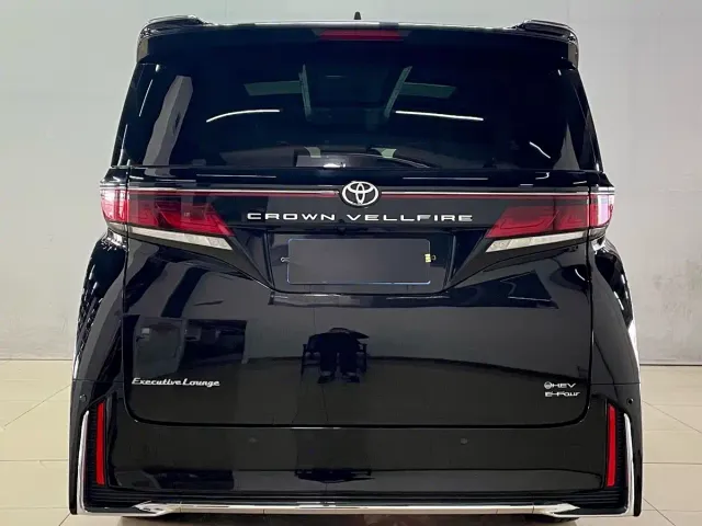 Toyota Vellfire — Фото автомобиля 5
