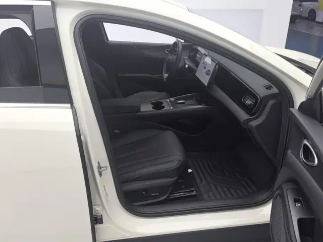 BYD Seal 06 — Фото автомобиля 8