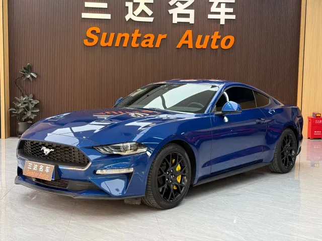 Ford Mustang — Фото автомобиля 2