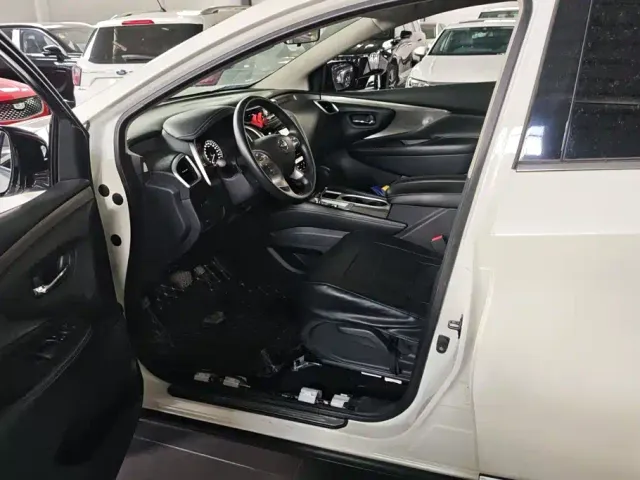 Nissan Murano — Фото автомобиля 9