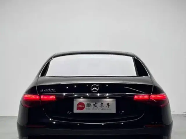 Mercedes-Benz S-Class — Фото автомобиля 16