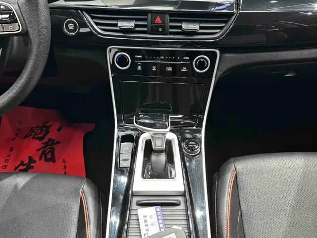Kia Seltos — Фото автомобиля 12