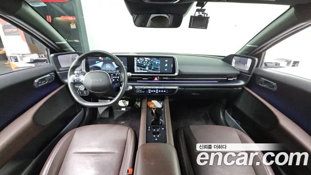 Hyundai Ioniq 6 — Фото автомобиля 10