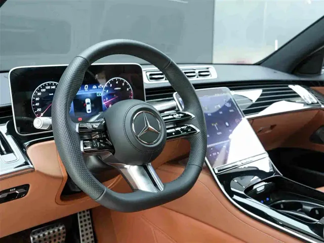 Mercedes-Benz S-Class — Фото автомобиля 7
