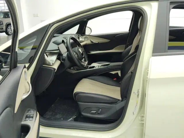BYD Dolphin — Фото автомобиля 9