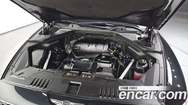 Genesis GV80 — Фото автомобиля 9