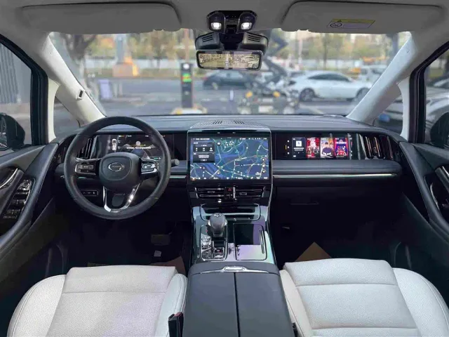 GAC Trumpchi E9 — Фото автомобиля 19